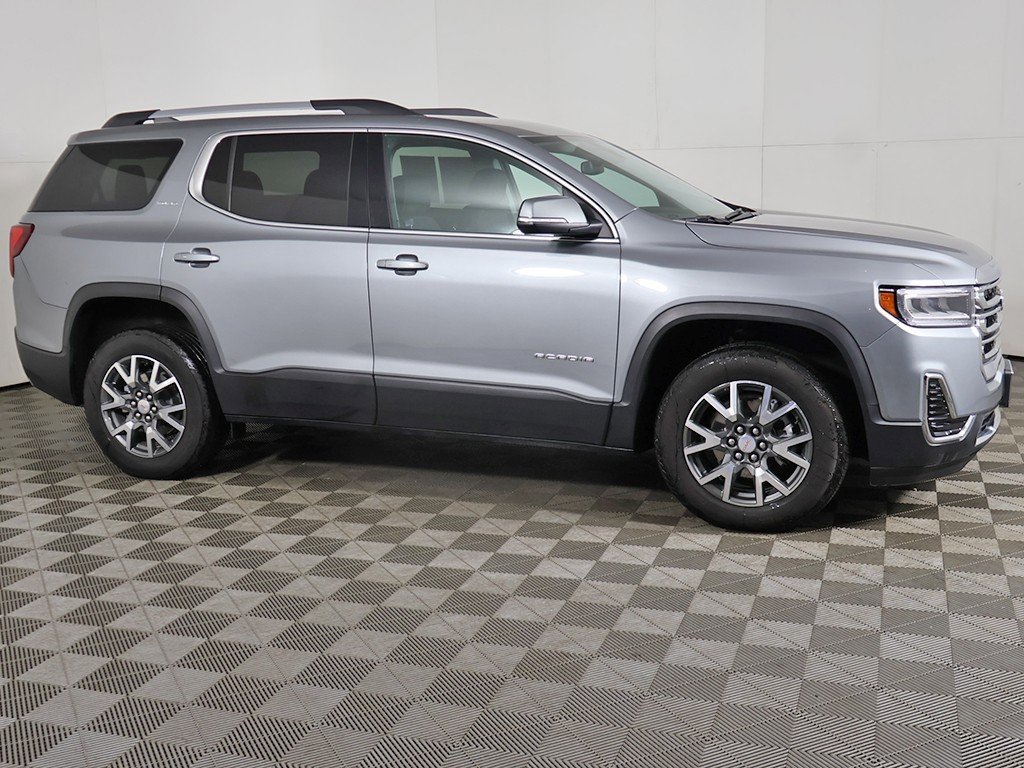 Used 2023 GMC Acadia SLE w/ Driver Convenience Package image 15