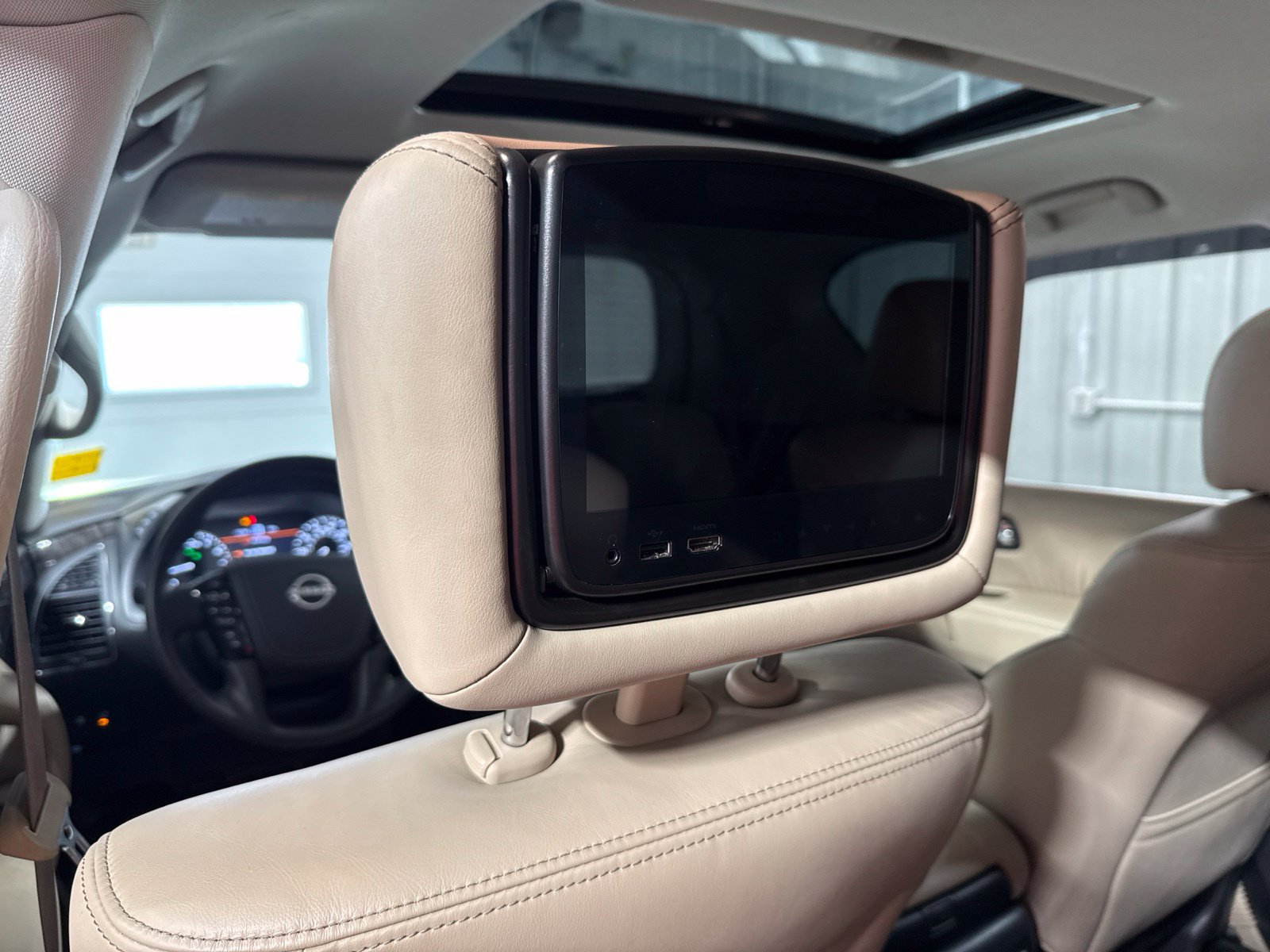 Used 2023 Nissan Armada Platinum w/ Captain's Chairs Package AWD/4WD image 26
