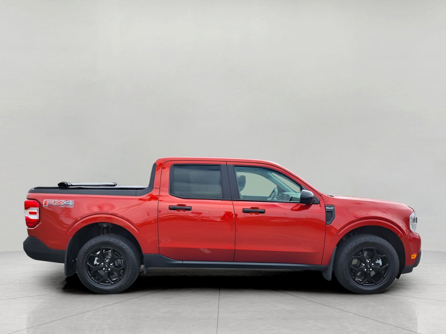 Certified 2024 Ford Maverick XLT w/ XLT Luxury Package image 5