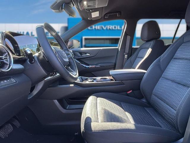 New 2027 Chevrolet Equinox LT w/ Midnight Edition AWD/4WD image 21