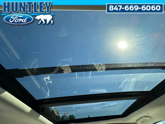 Used 2021 Lincoln Navigator Black Label w/ Cargo Convenience Package image 19