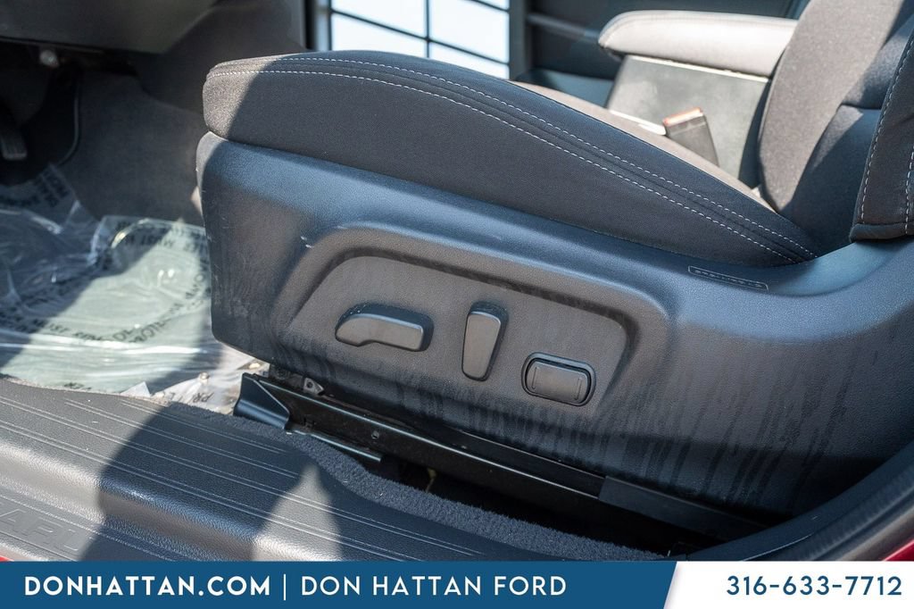 Used 2015 Subaru Legacy 2.5i Premium AWD/4WD image 19