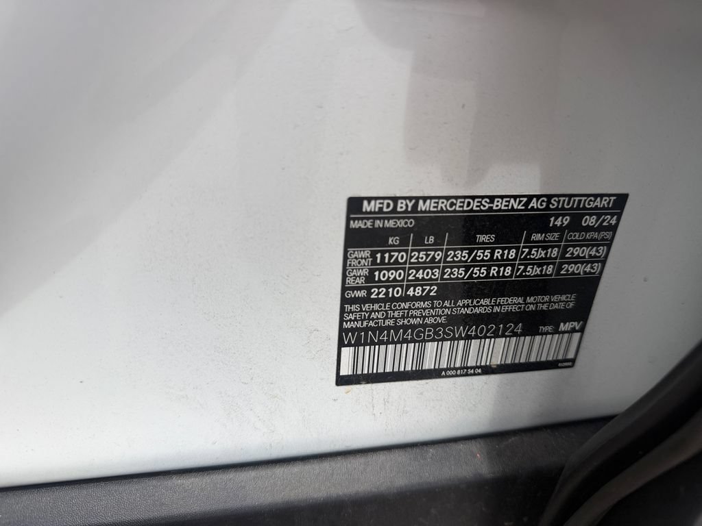 Certified 2025 Mercedes-Benz GLB 250 image 26
