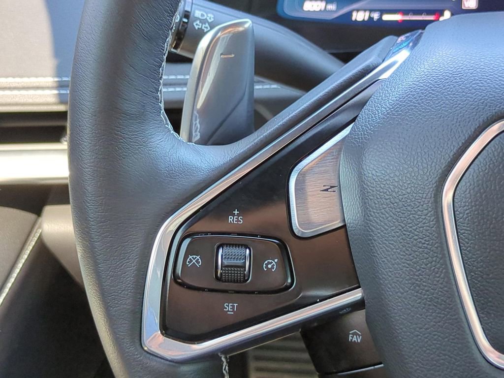 Used 2023 Chevrolet Corvette Stingray Coupe w/ 1LT image 18