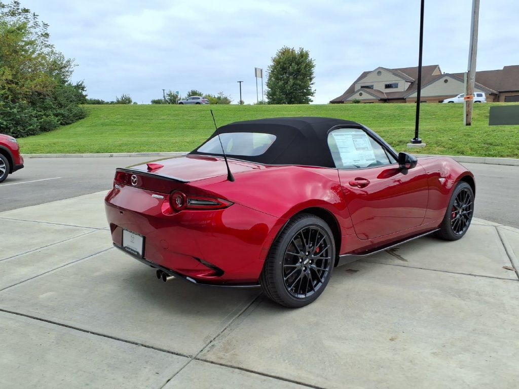 New 2026 MAZDA MX-5 Miata Club w/ Brembo/BBS/Recaro Package RWD image 7