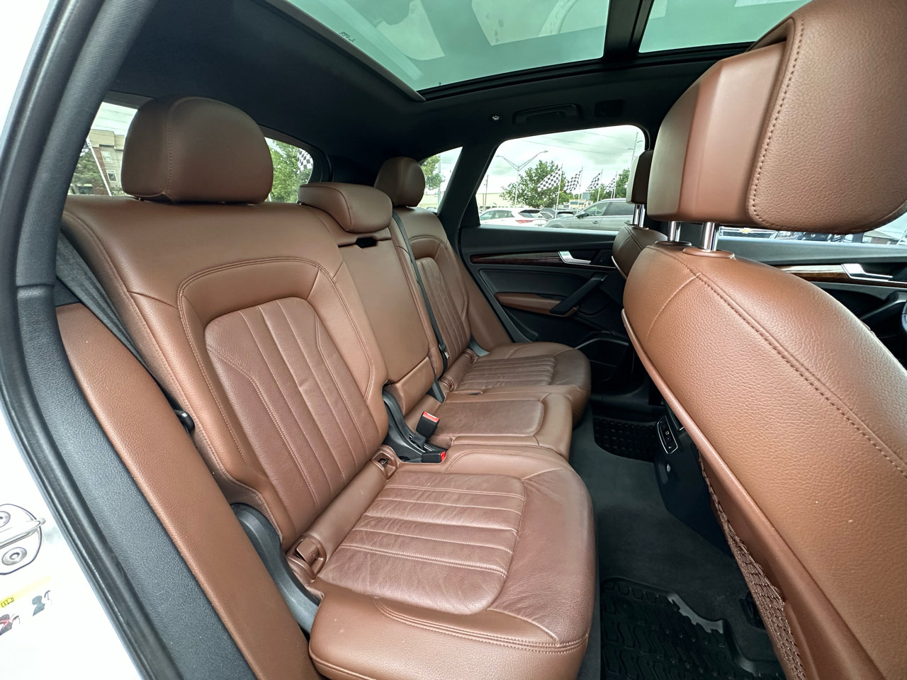 Used 2018 Audi Q5 2.0T Premium Plus w/ Premium Plus Package image 18