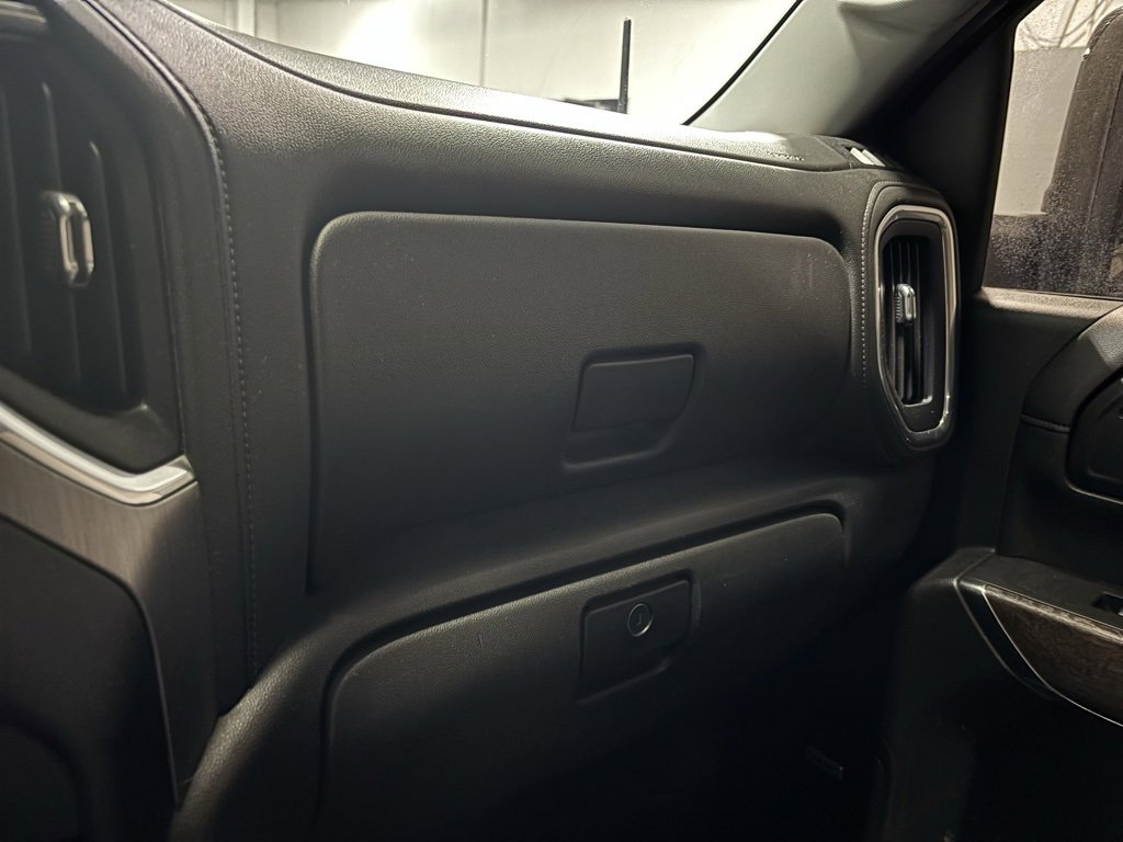 Used 2020 GMC Sierra 2500 Denali w/ Denali Ultimate Package image 18