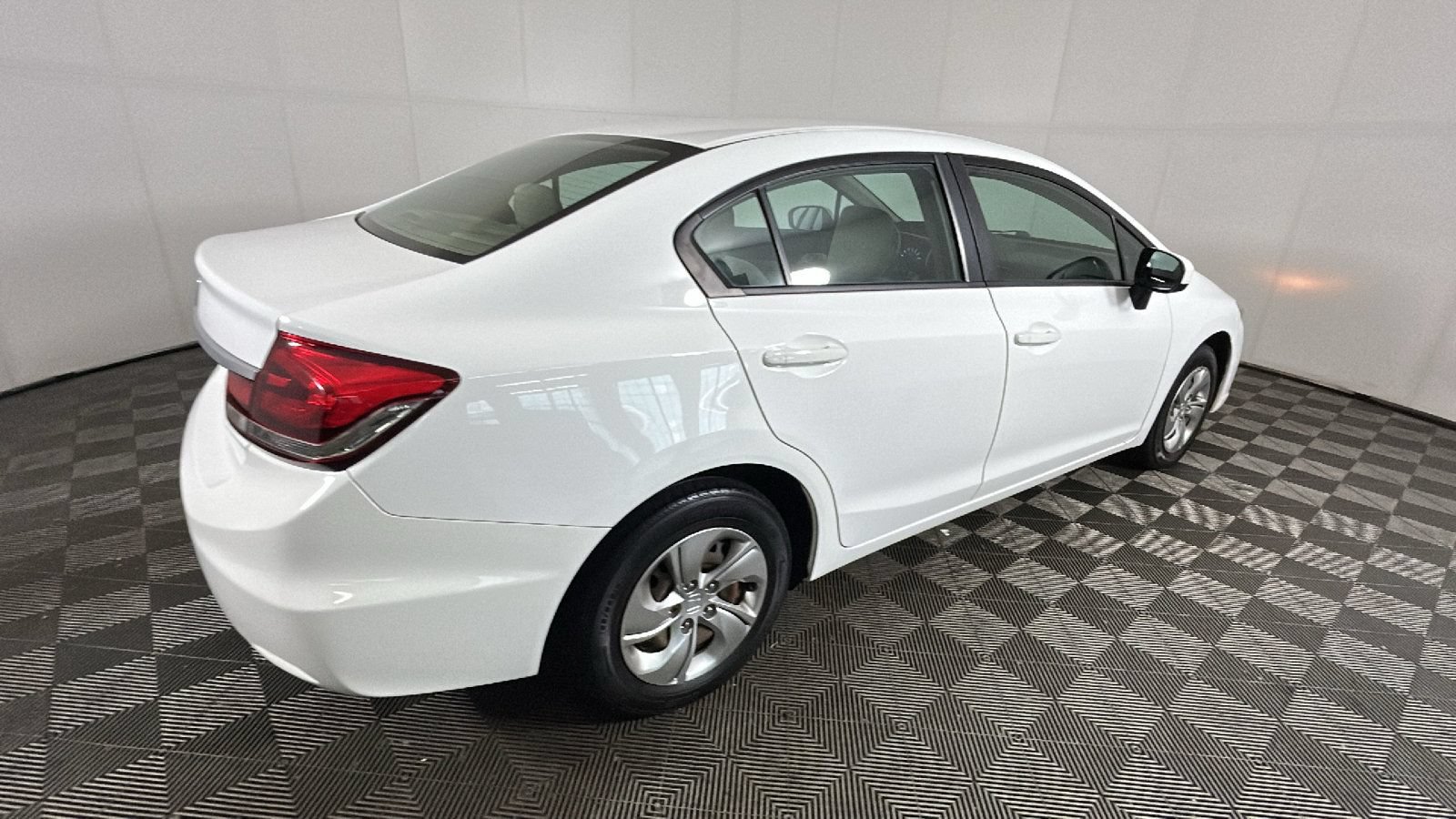 Used 2015 Honda Civic LX image 2