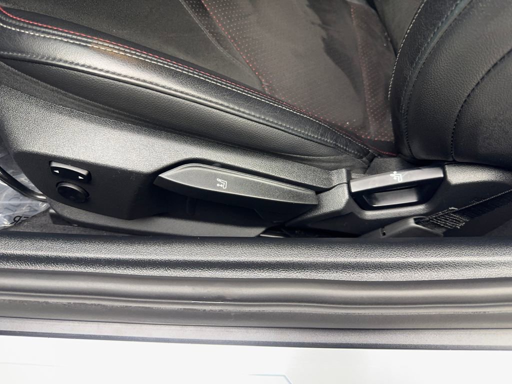 Used 2023 Toyota Supra w/ Safety & Technology Package image 31