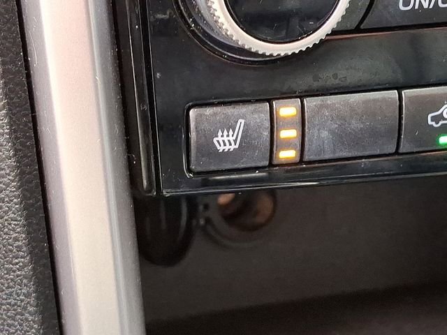 Used 2022 Subaru Ascent Limited image 30