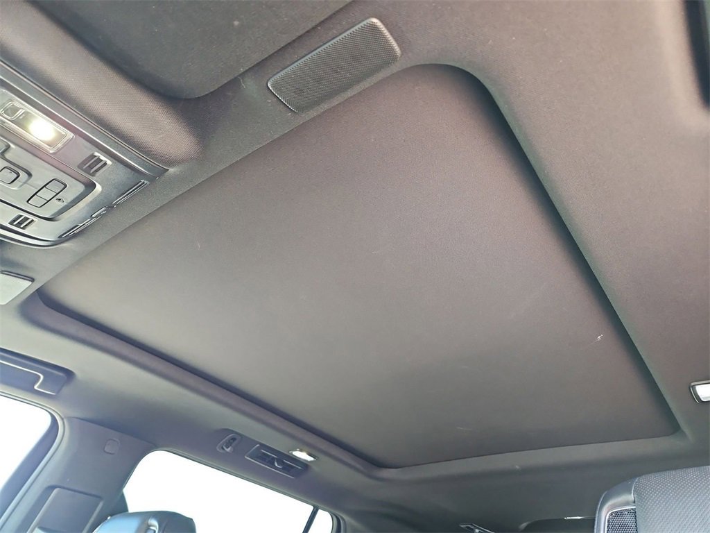 Certified 2021 Cadillac Escalade ESV Premium Luxury image 7
