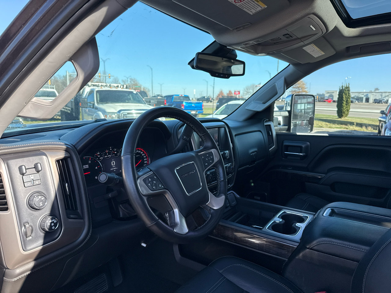 Used 2015 GMC Sierra 2500 Denali w/ Duramax Plus Package image 14