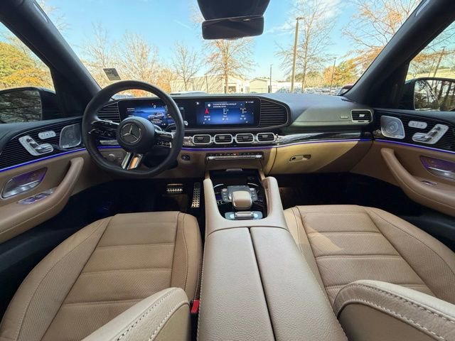 Used 2024 Mercedes-Benz GLS 450 4MATIC image 9