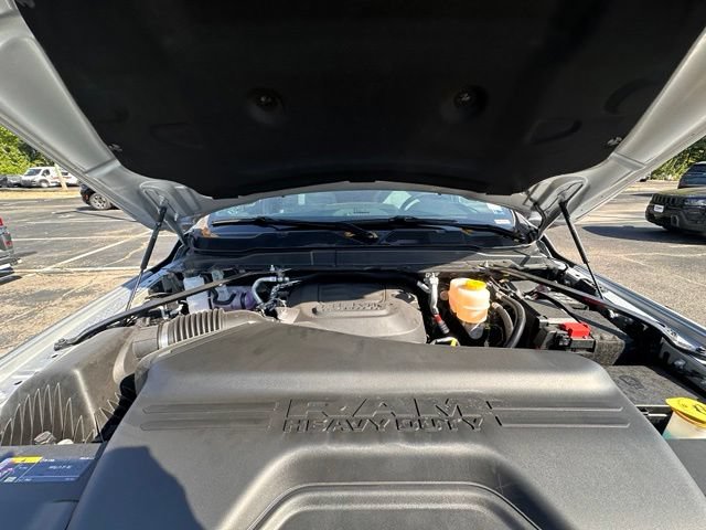 New 2026 RAM 3500 Big Horn AWD/4WD image 13