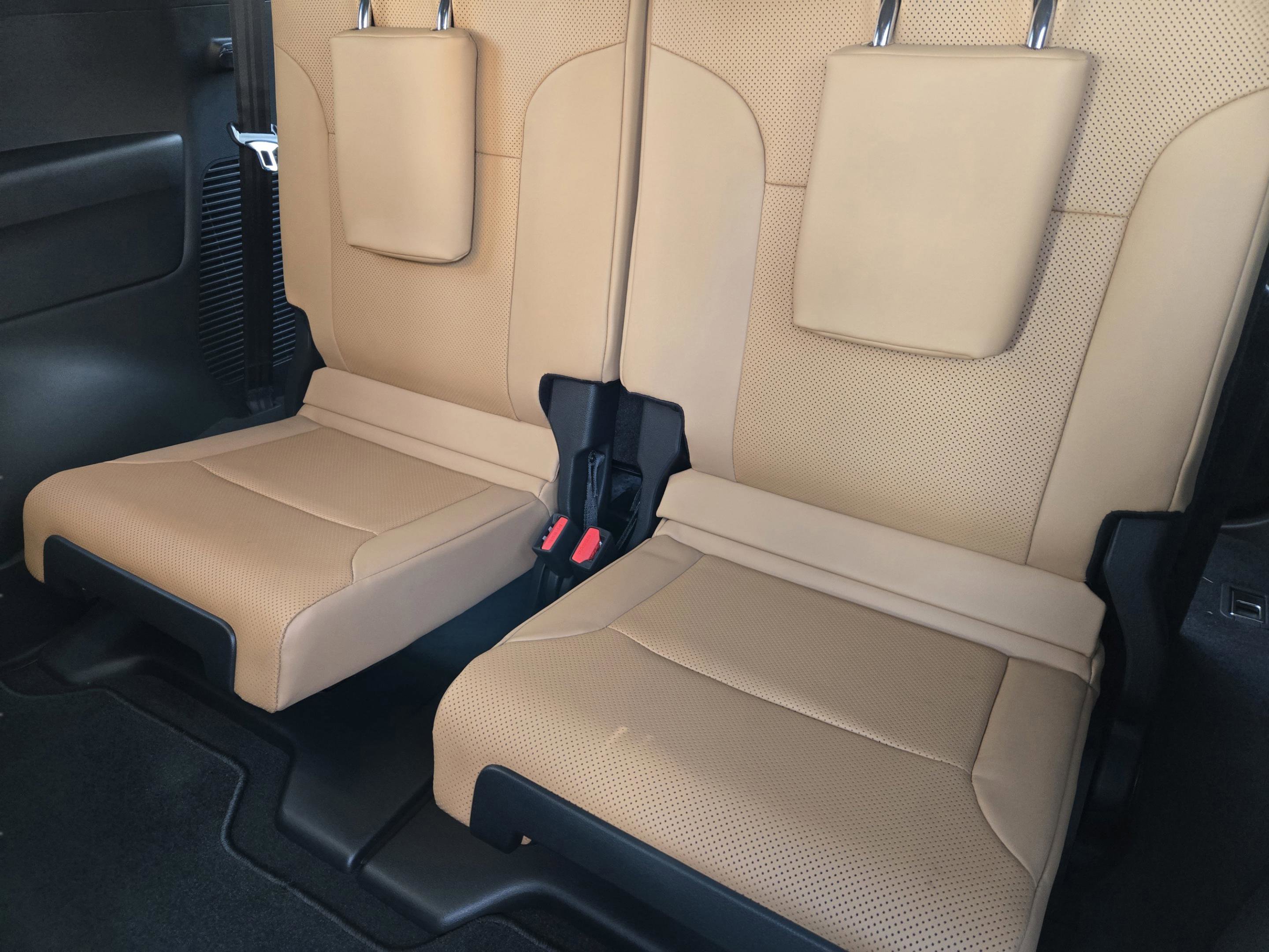 New 2026 Lexus LX 600 4WD w/ Luxury Package image 21