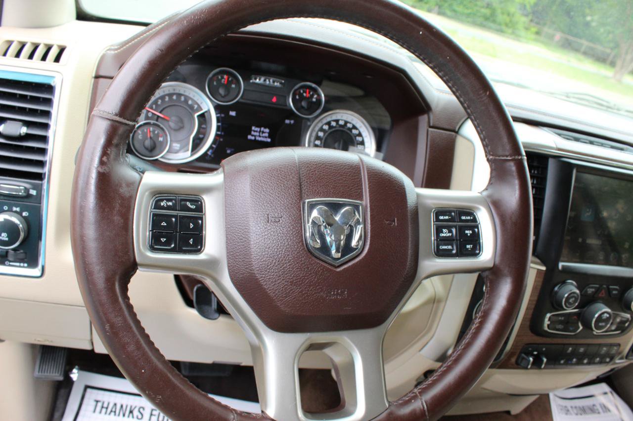 Used 2016 RAM 1500 Laramie w/ Convenience Group AWD/4WD image 25