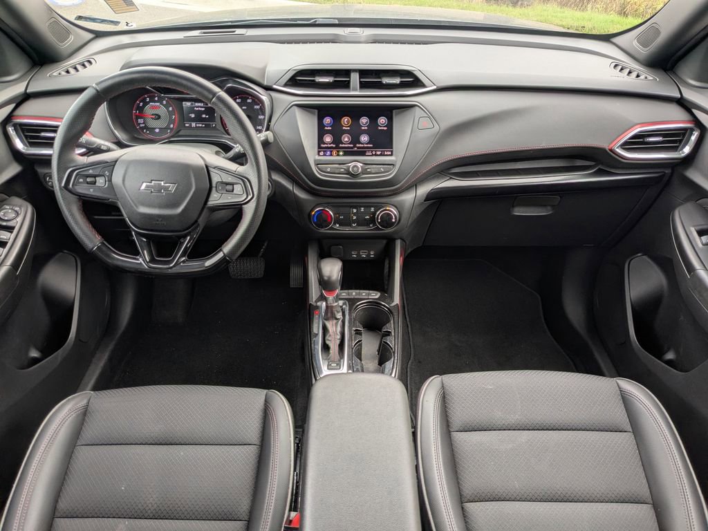 Used 2021 Chevrolet TrailBlazer RS AWD/4WD image 16