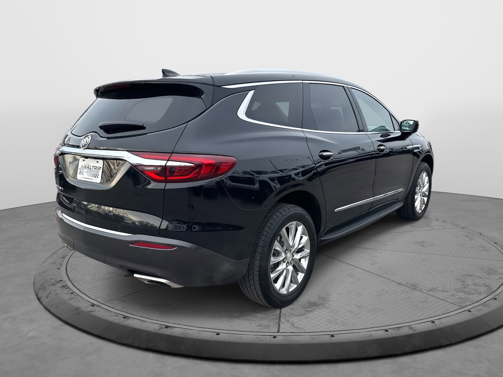 Used 2020 Buick Enclave Premium w/ LPO, Luxury Package image 8