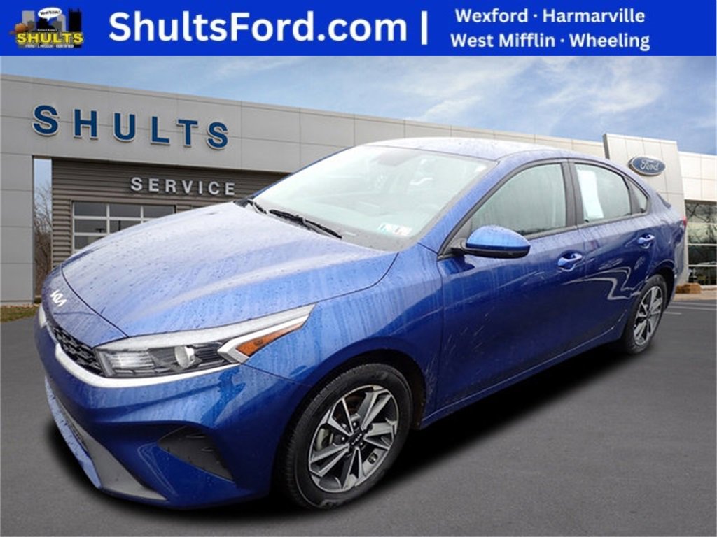 Used 2023 Kia Forte LXS image 1