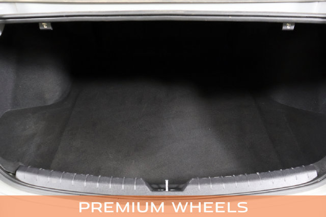 Used 2023 Kia K5 GT-Line AWD/4WD image 14