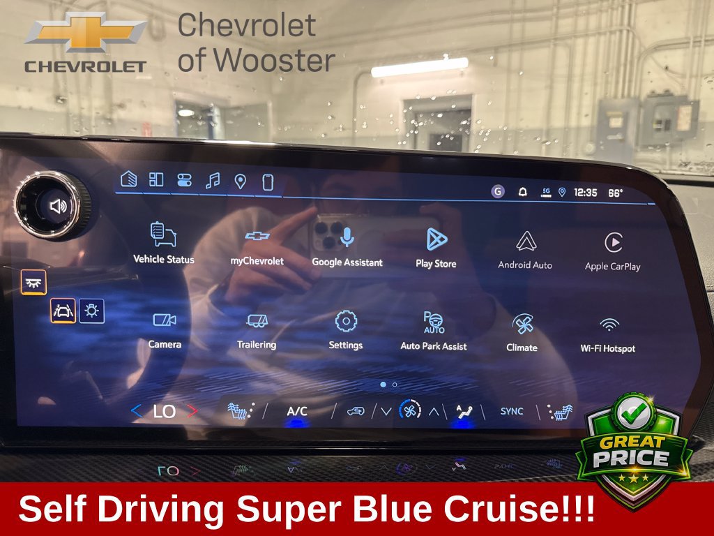 New 2027 Chevrolet Traverse Z71 w/ Enhanced Driving Package AWD/4WD image 15