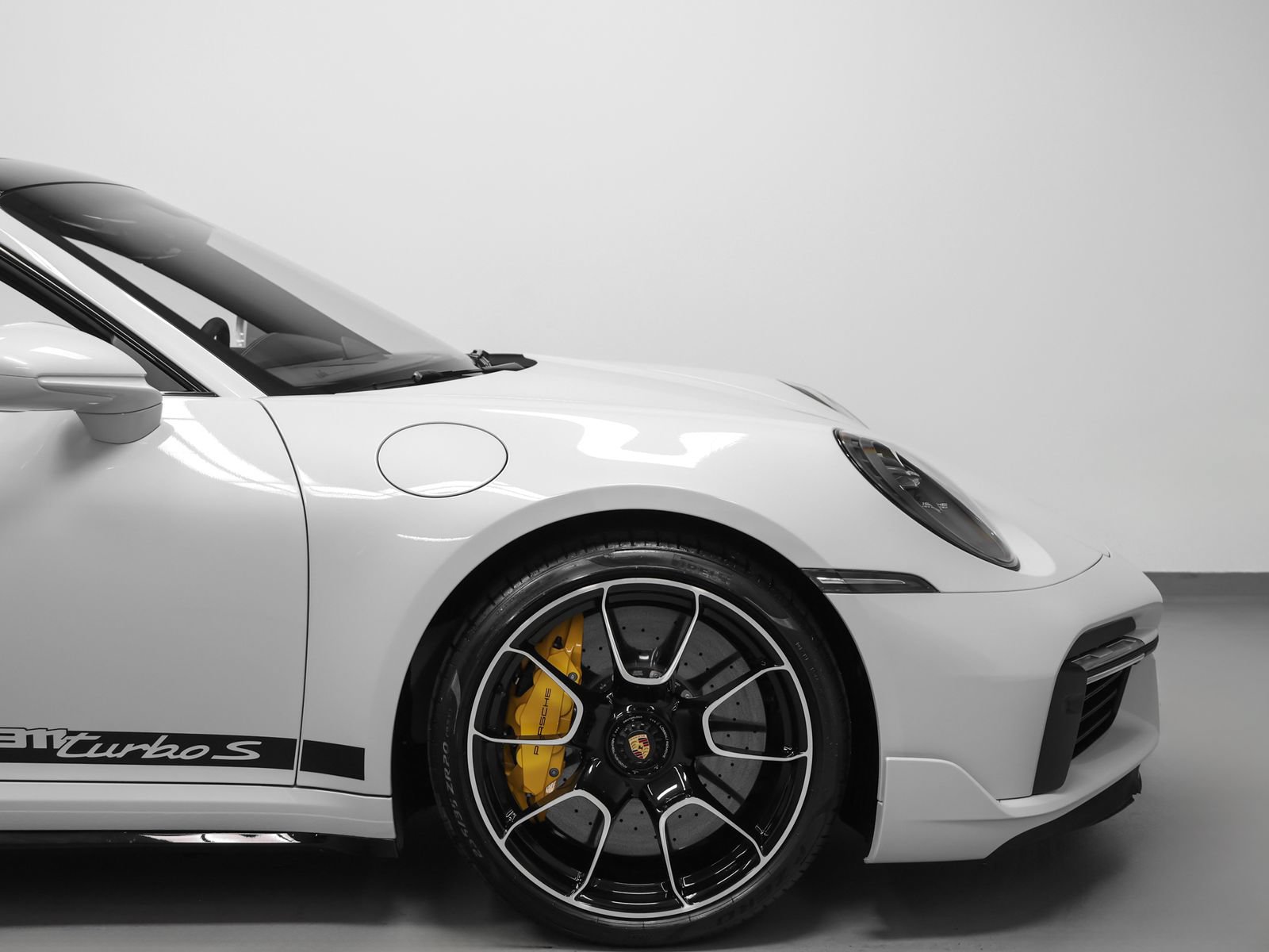 Certified 2025 Porsche 911 Turbo S AWD/4WD image 20