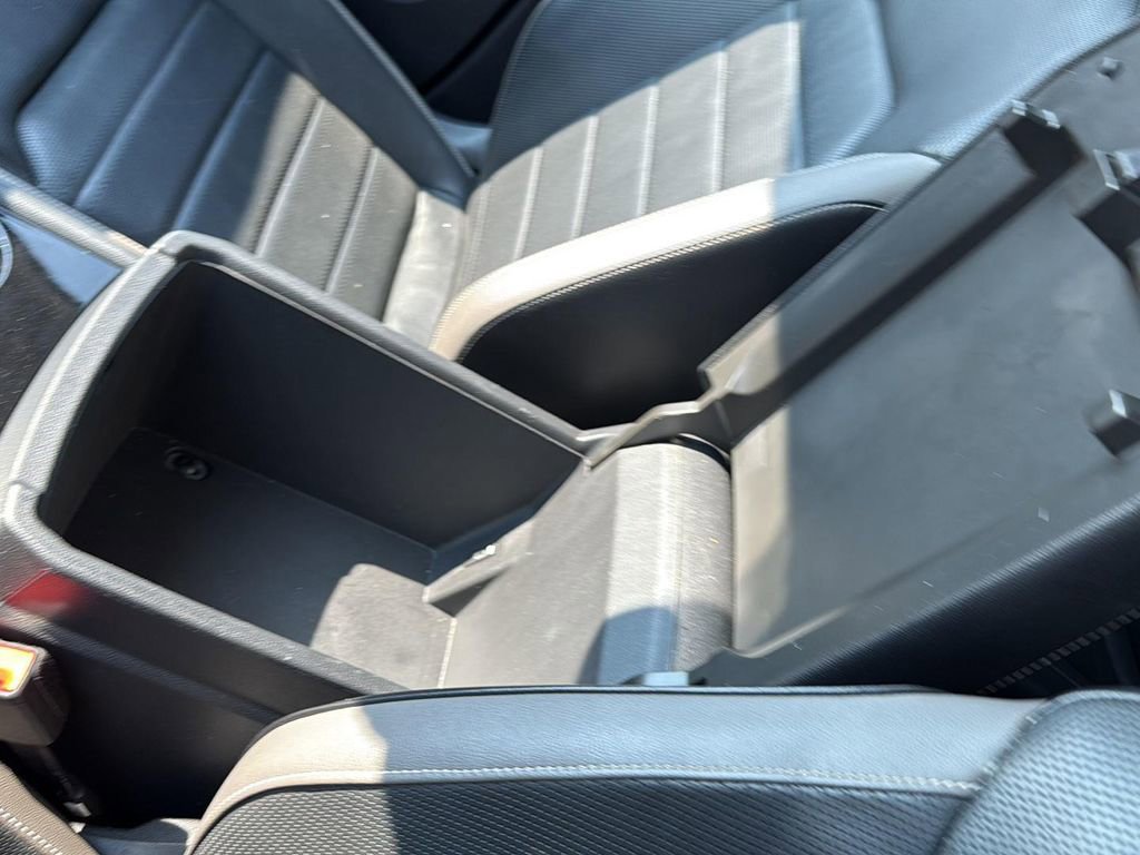 Used 2022 Volkswagen Atlas SEL Premium image 28