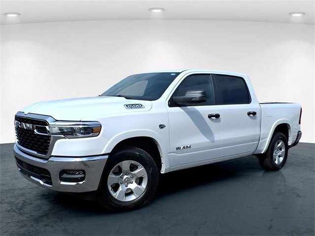 New 2026 RAM 1500 4x4 Crew Cab image 2