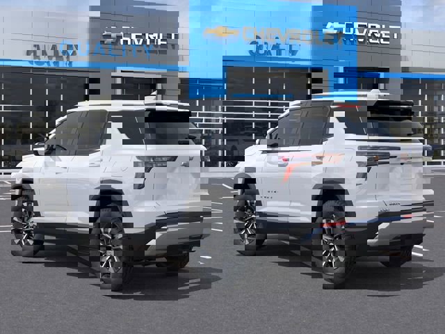 New 2026 Chevrolet Equinox LT image 3