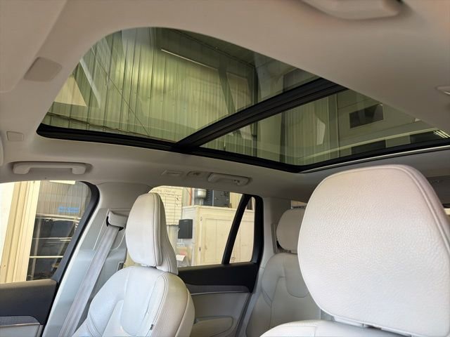 Used 2023 Volvo XC90 B5 Plus w/ Protection Package Premier image 33
