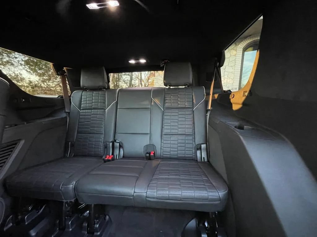 Used 2023 Cadillac Escalade V AWD/4WD image 18