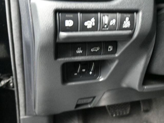 Used 2024 Toyota Land Cruiser image 19