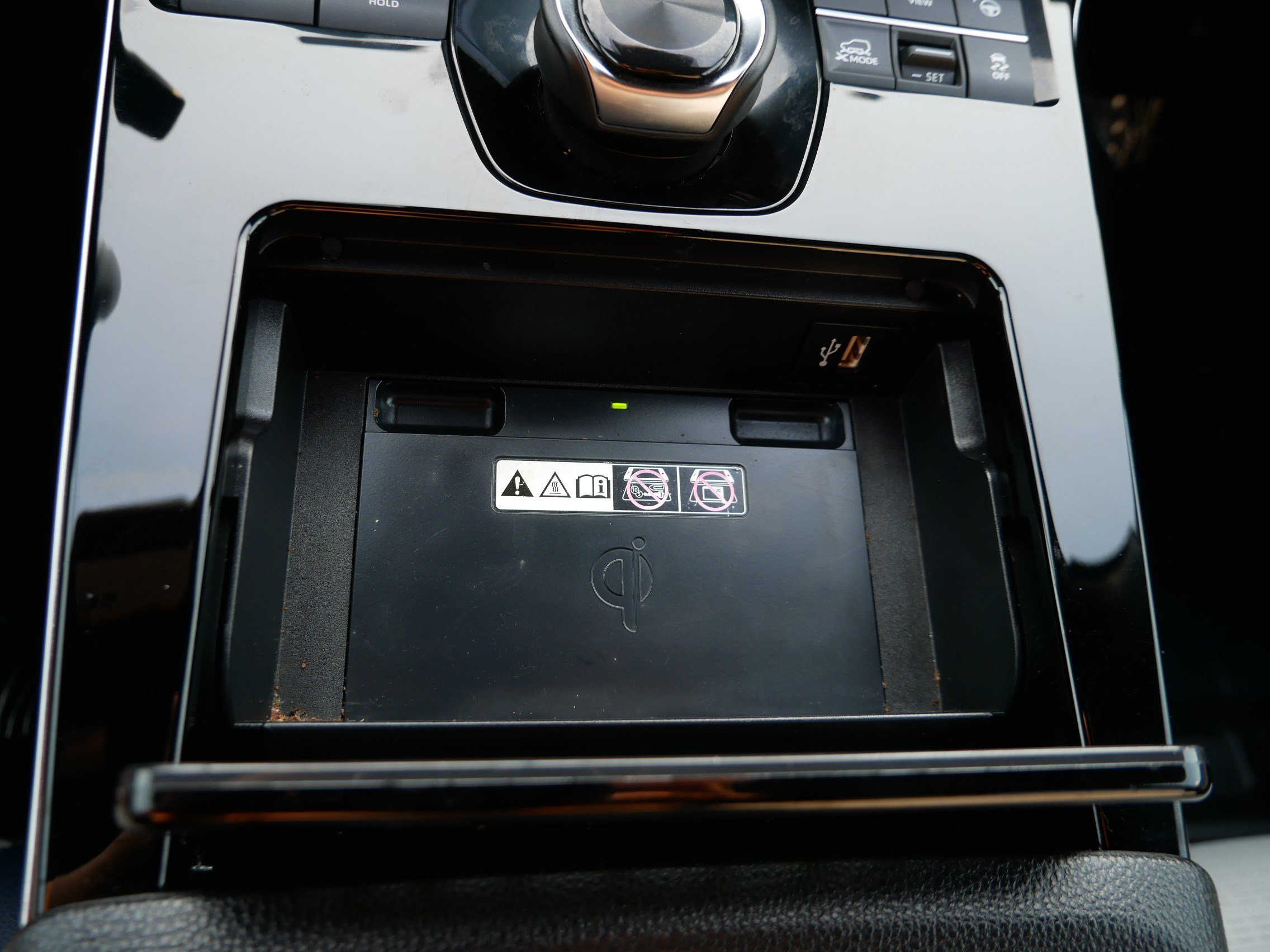 Used 2023 Subaru Solterra AWD image 31