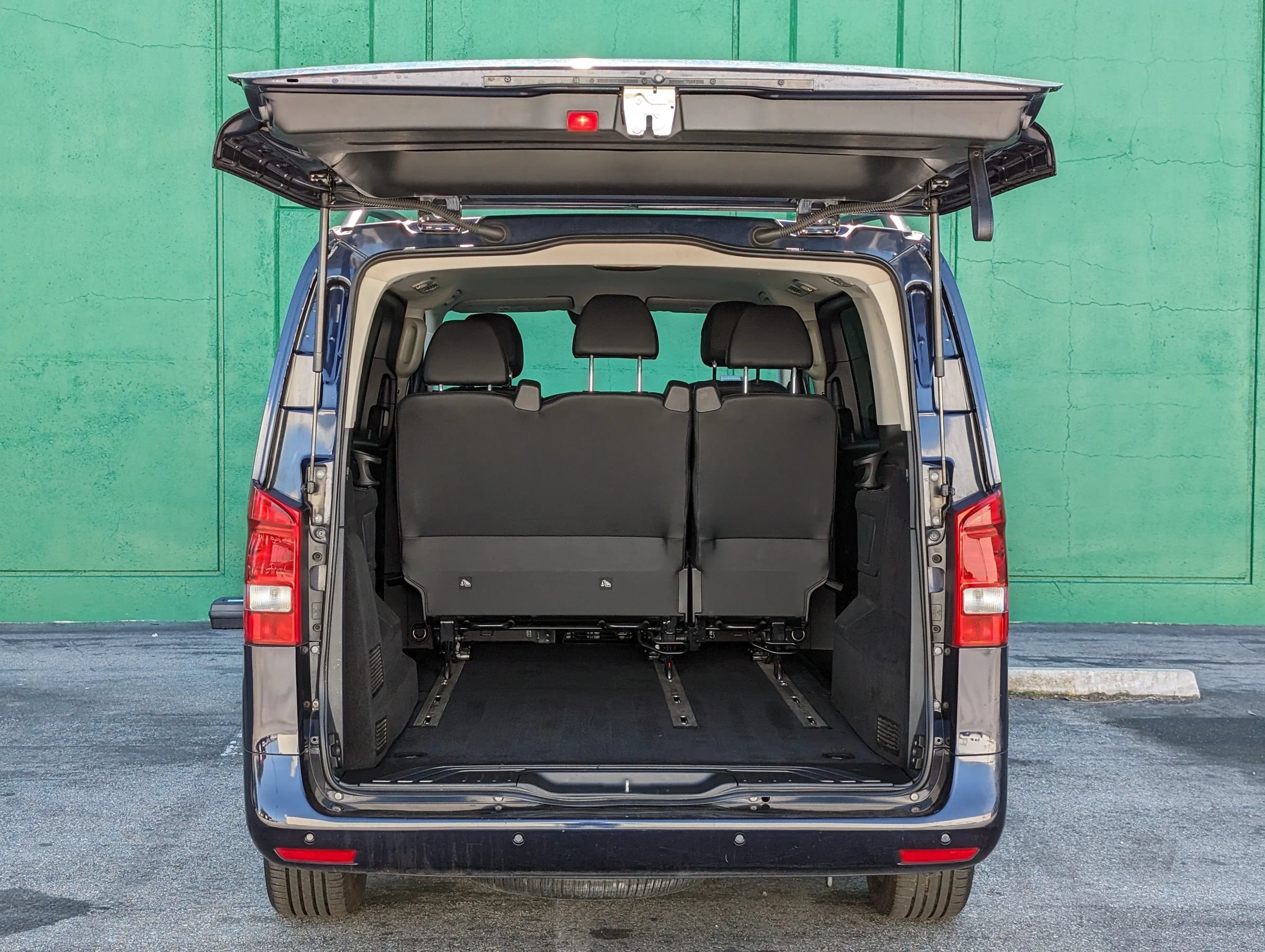 Used 2017 Mercedes-Benz Metris Passenger image 13