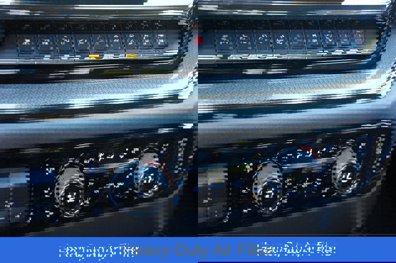 Used 2024 Chevrolet Silverado 1500 ZR2 w/ Technology Package image 30