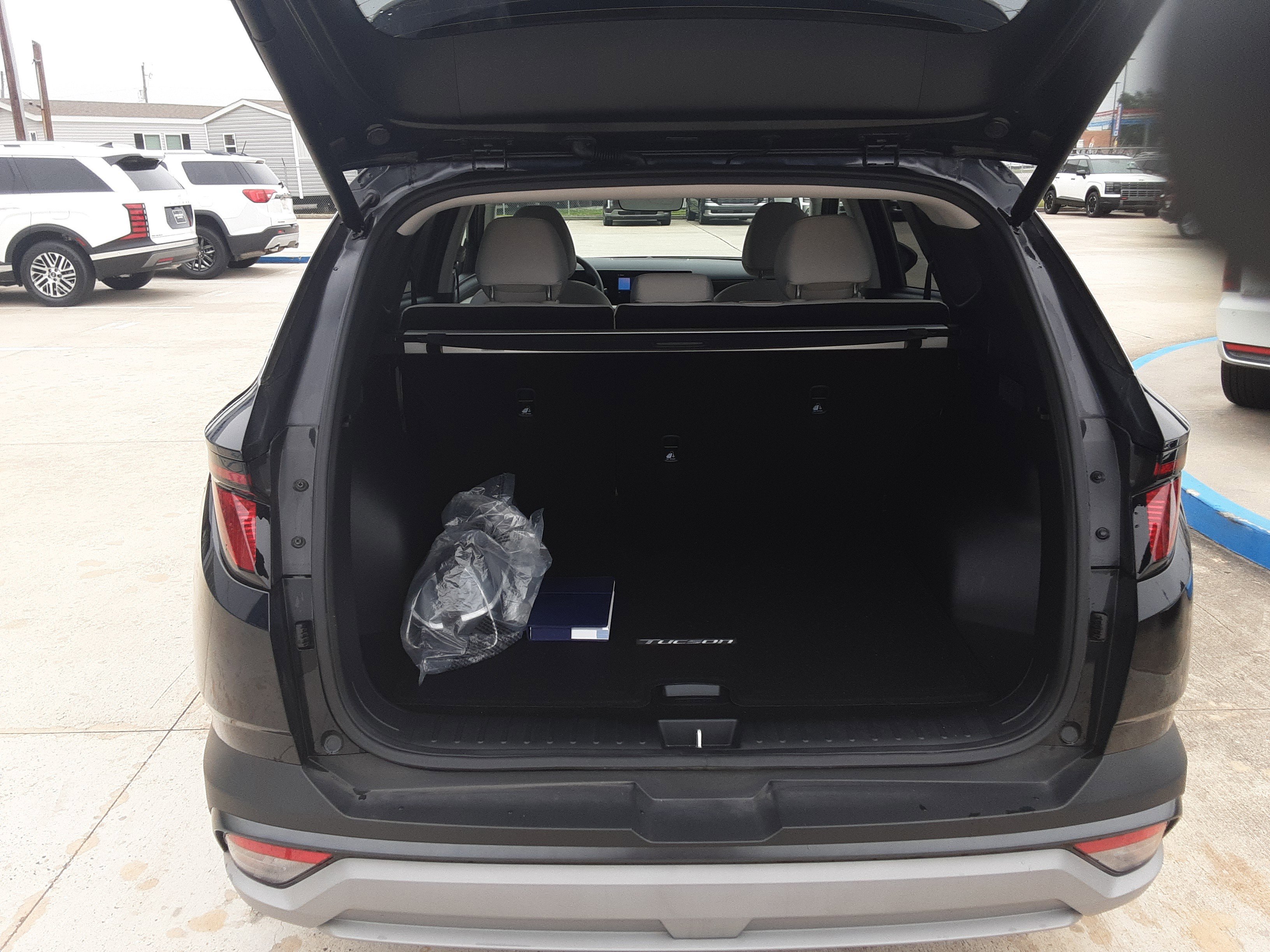 Used 2025 Hyundai Tucson SEL FWD image 13