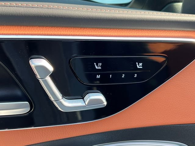 New 2025 Mercedes-Benz C 300 4MATIC Sedan image 16