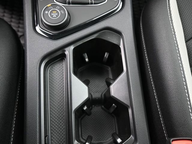 New 2026 Volkswagen Taos SEL image 4