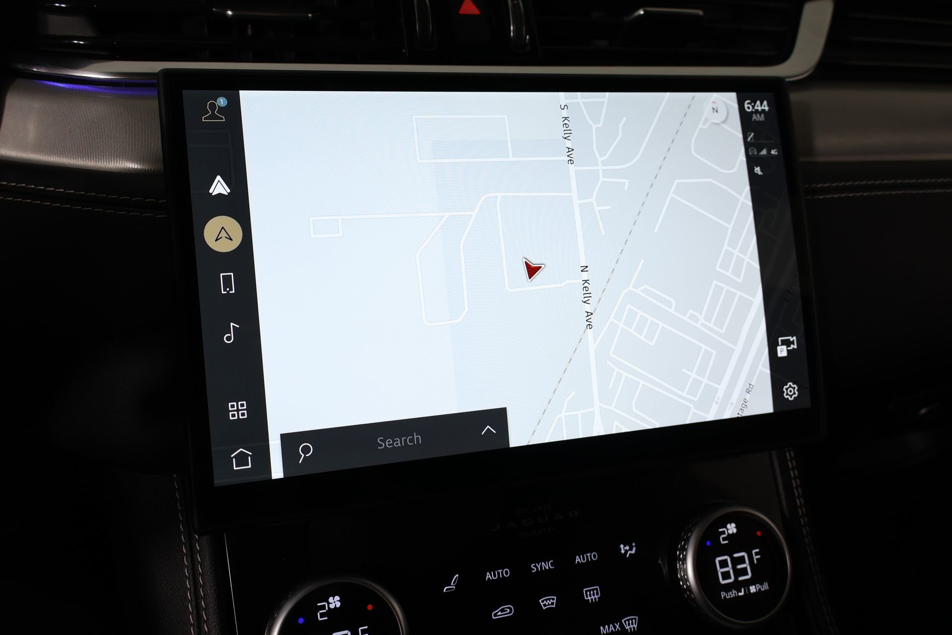 Used 2025 Jaguar F-PACE R-Dynamic S image 7