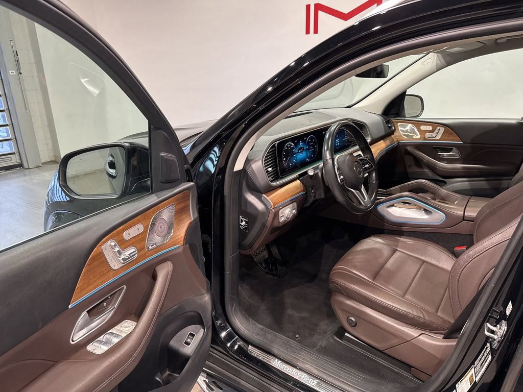 Used 2022 Mercedes-Benz GLE 350 4MATIC w/ AMG Line Exterior image 17