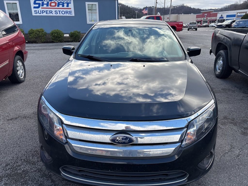 Used 2012 Ford Fusion SE image 2