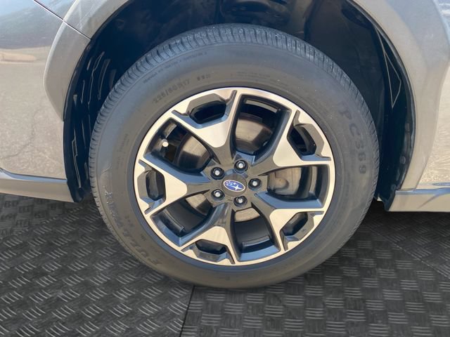 Used 2020 Subaru Crosstrek 2.0i Premium w/ Moonroof Package 2 AWD/4WD image 33