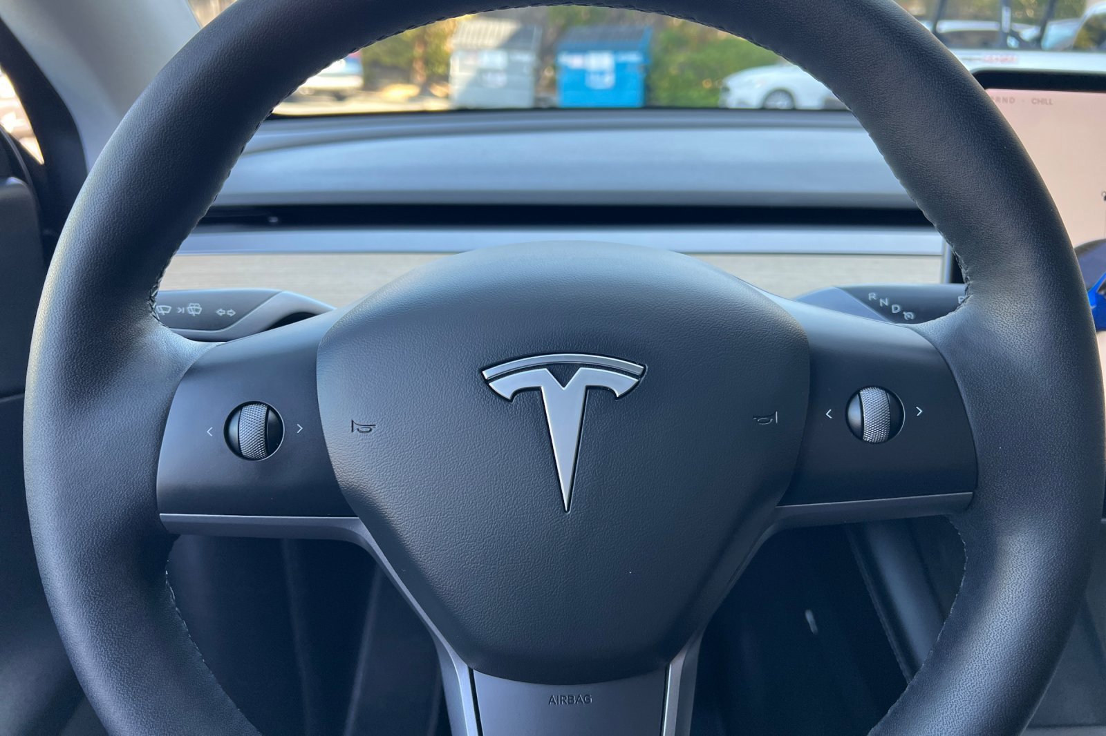 Used 2021 Tesla Model Y Long Range image 23
