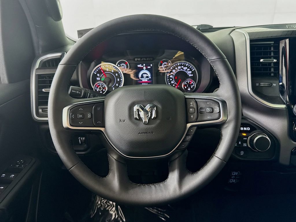 Used 2025 RAM 1500 Big Horn AWD/4WD image 11