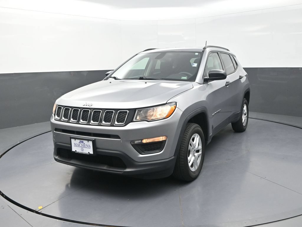 Used 2018 Jeep Compass Sport AWD/4WD image 4