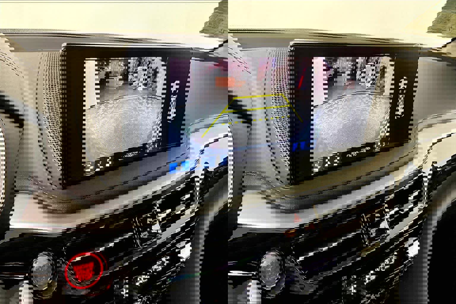 Used 2025 Acura MDX SH-AWD w/ Technology Package image 25