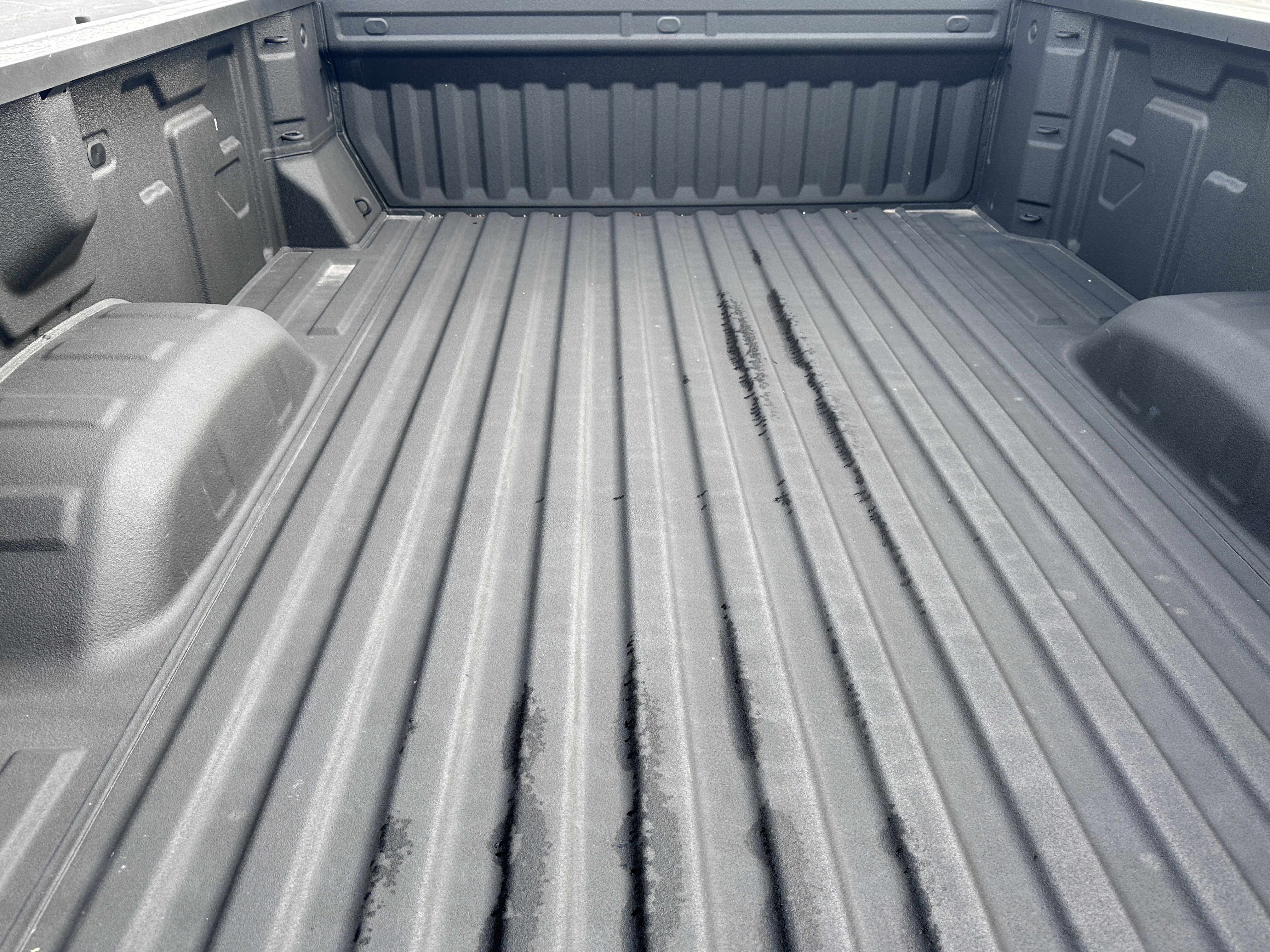 Used 2025 Chevrolet Silverado 2500 Custom image 9