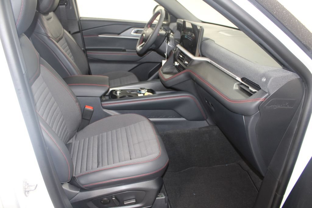 New 2026 Ford Explorer ST-Line w/ Premium Package RWD image 28