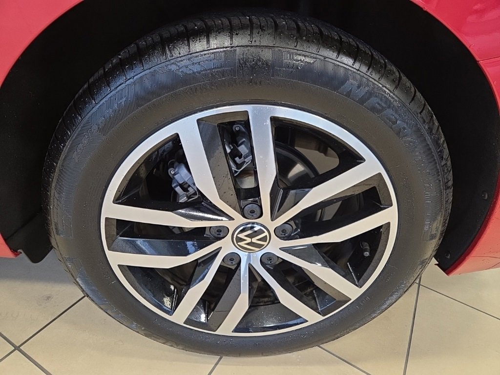 Used 2025 Volkswagen Jetta SE w/ Sunroof Package image 10