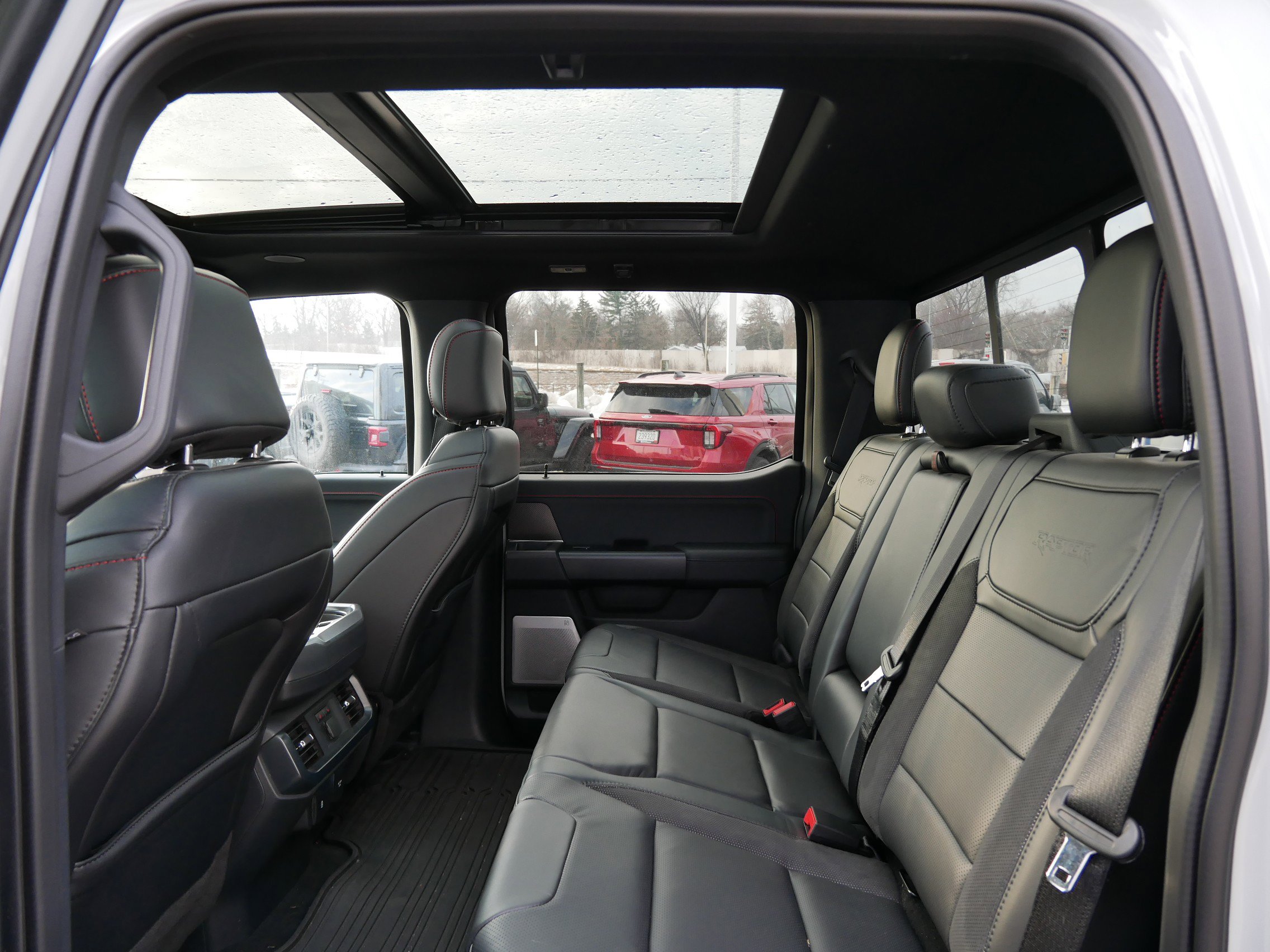 Certified 2024 Ford F150 Raptor AWD/4WD image 8